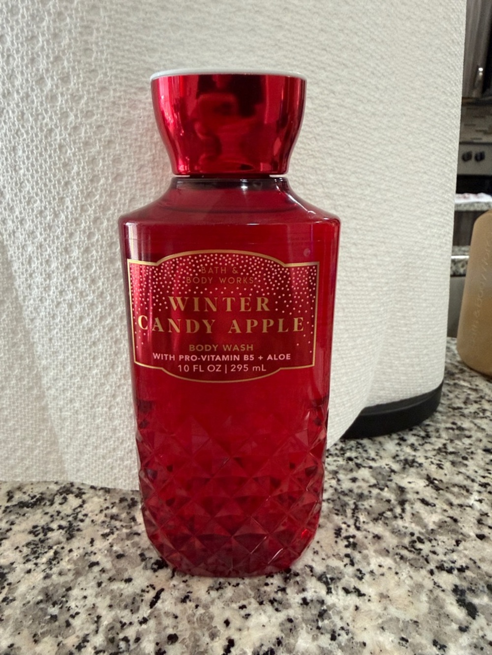 Bath & Body Works Winter Candy Apple Body Wash - Red
